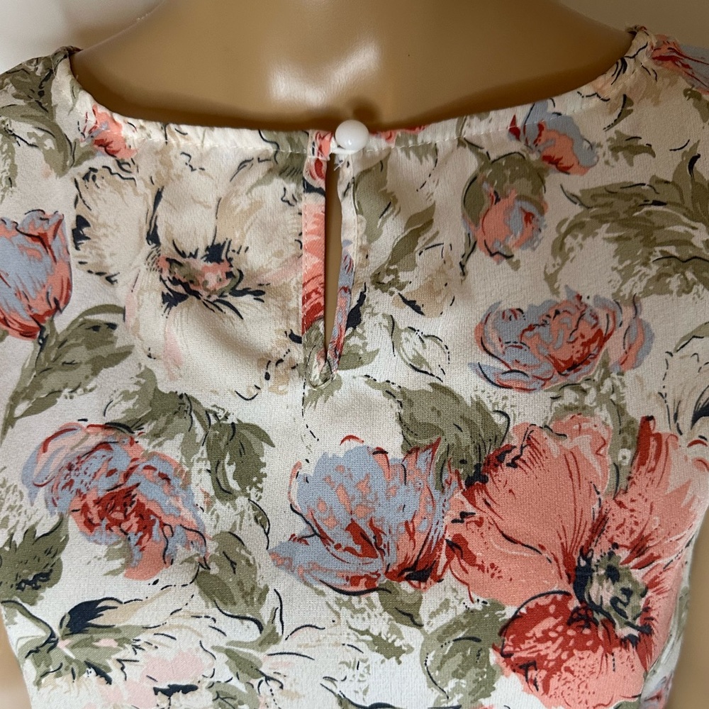 NWOT | SHEIN Floral Blouse - Size XL (12) - Picture 5 of 7